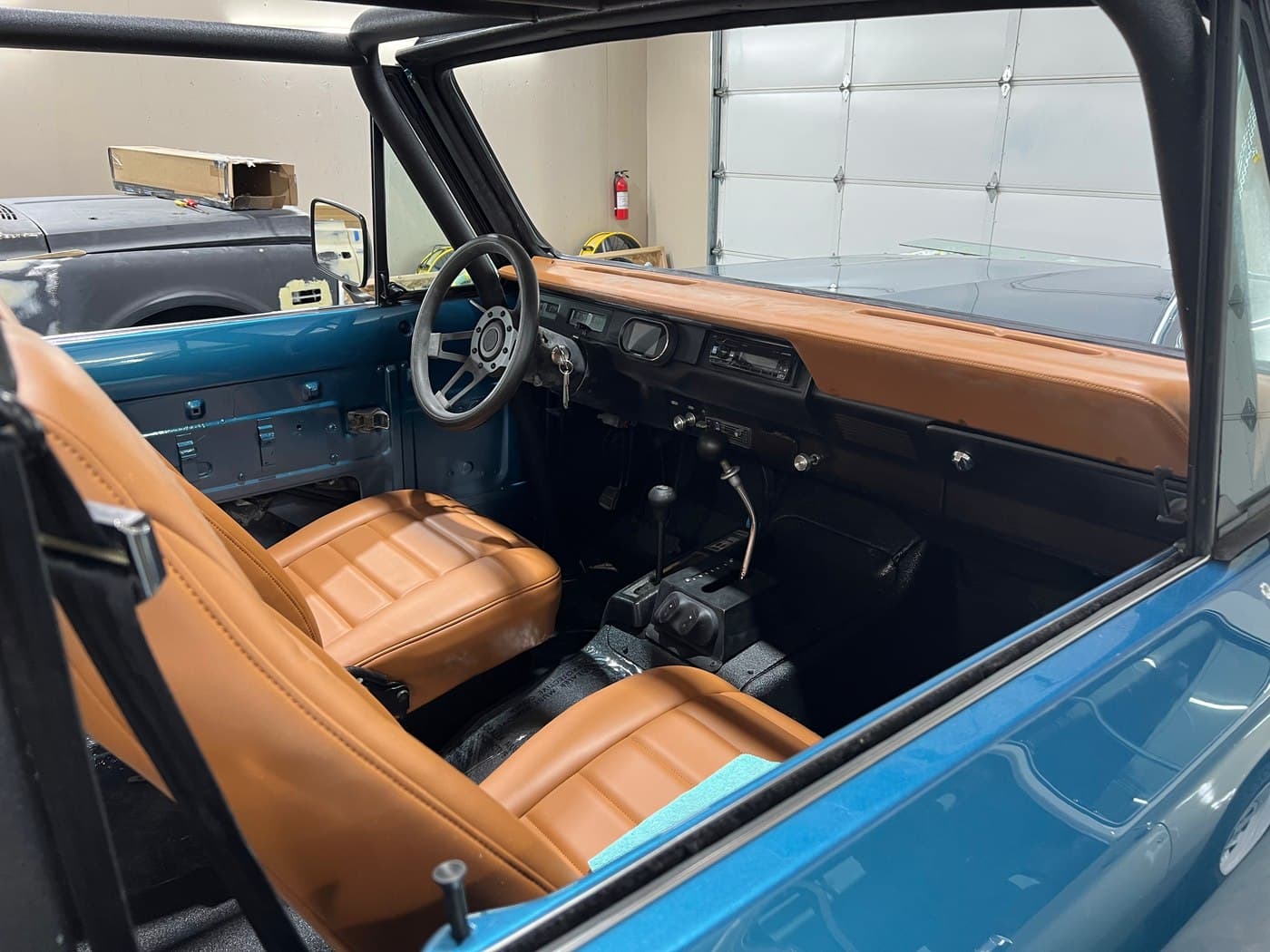 INTERIOR — DASH